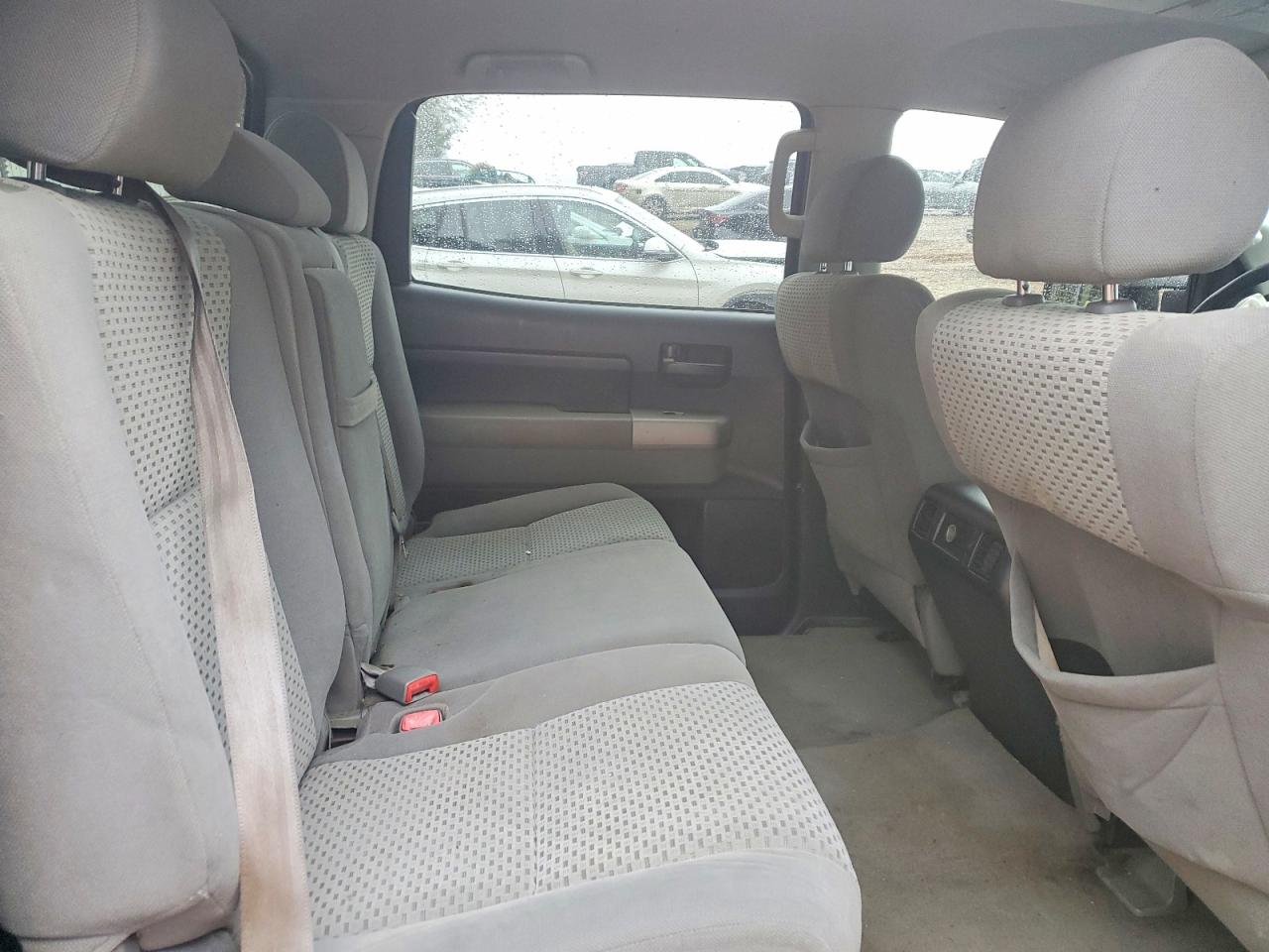 Toyota Tundra Sr5