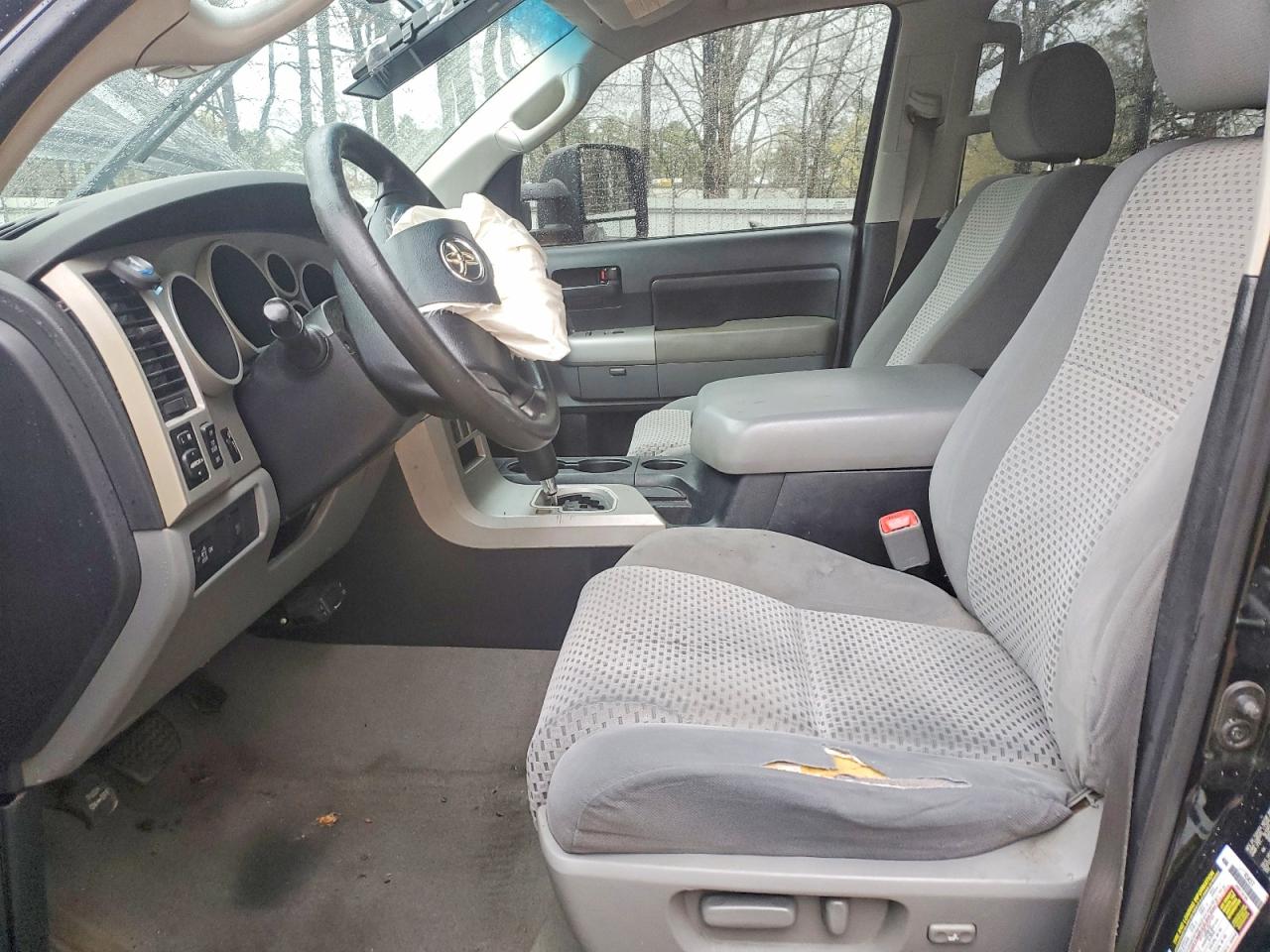 Toyota Tundra Sr5