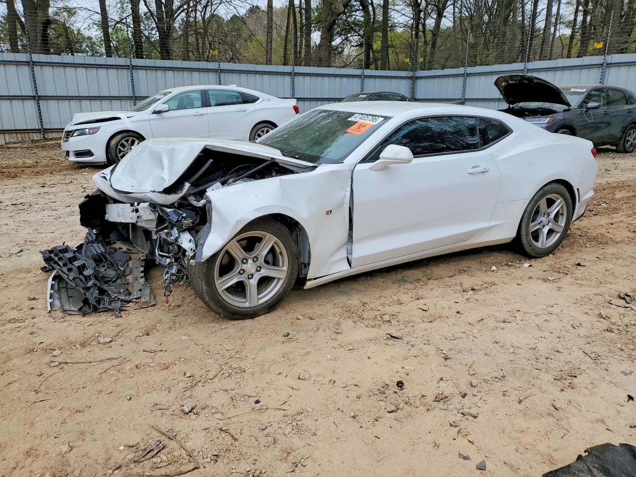 Salvage Chevrolet Camaro Image