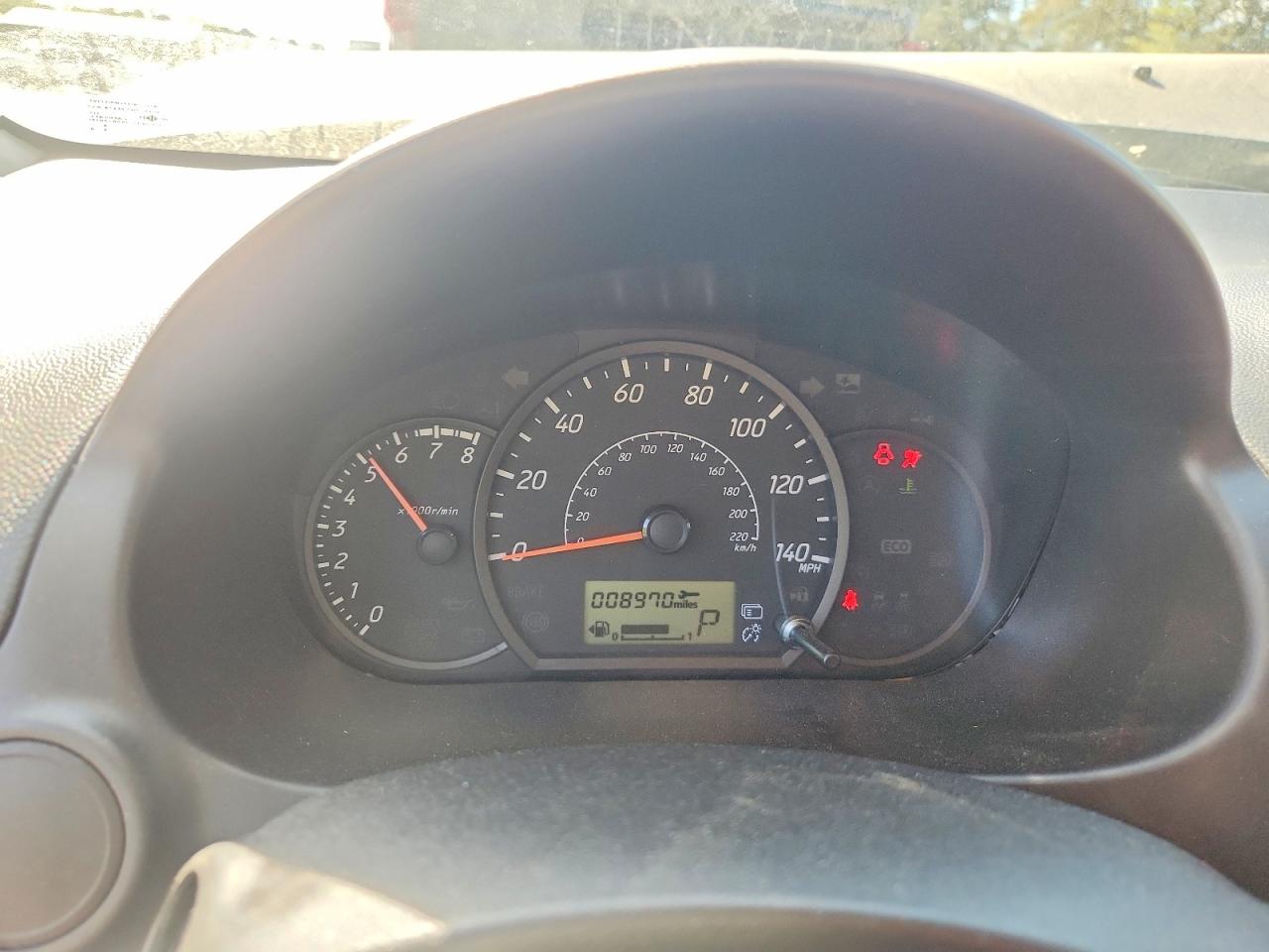 Mitsubishi Mirage Es