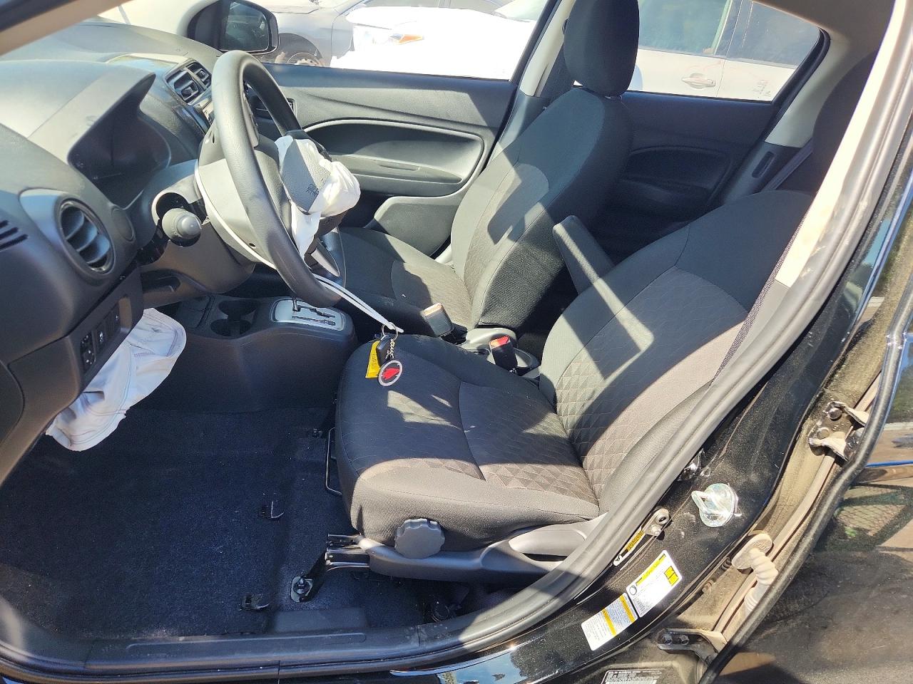 Mitsubishi Mirage Es