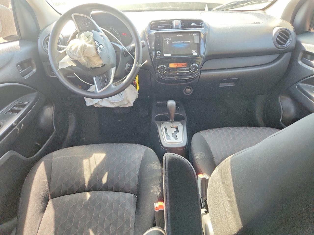 Mitsubishi Mirage Es