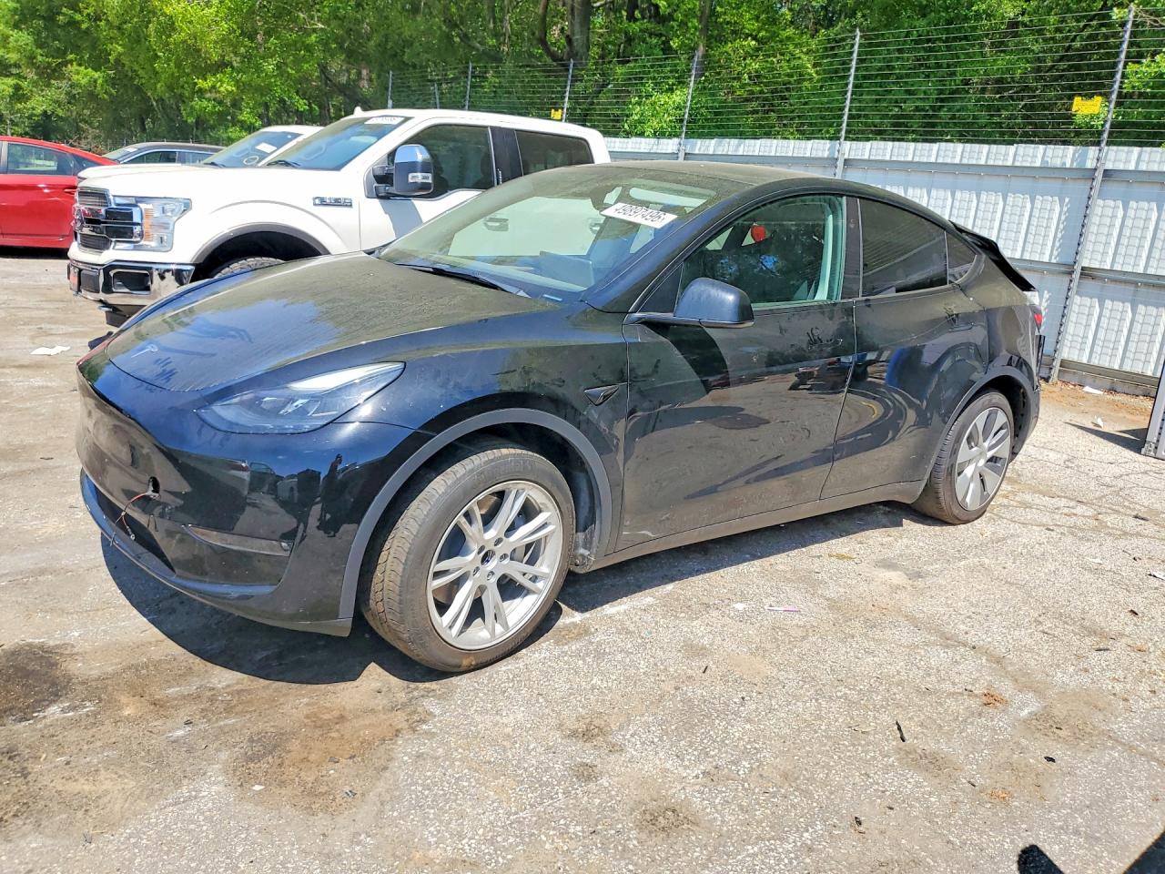 Salvage Tesla Model Y Image