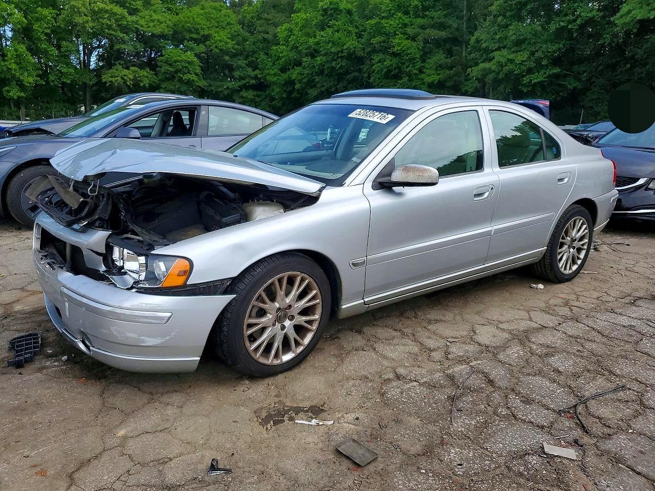Salvage Volvo S60 Image