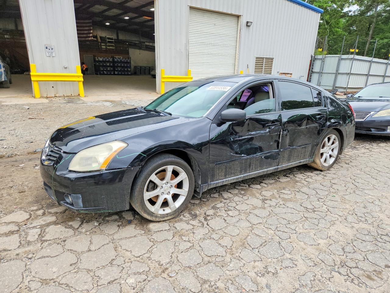 Salvage Nissan Maxima Image