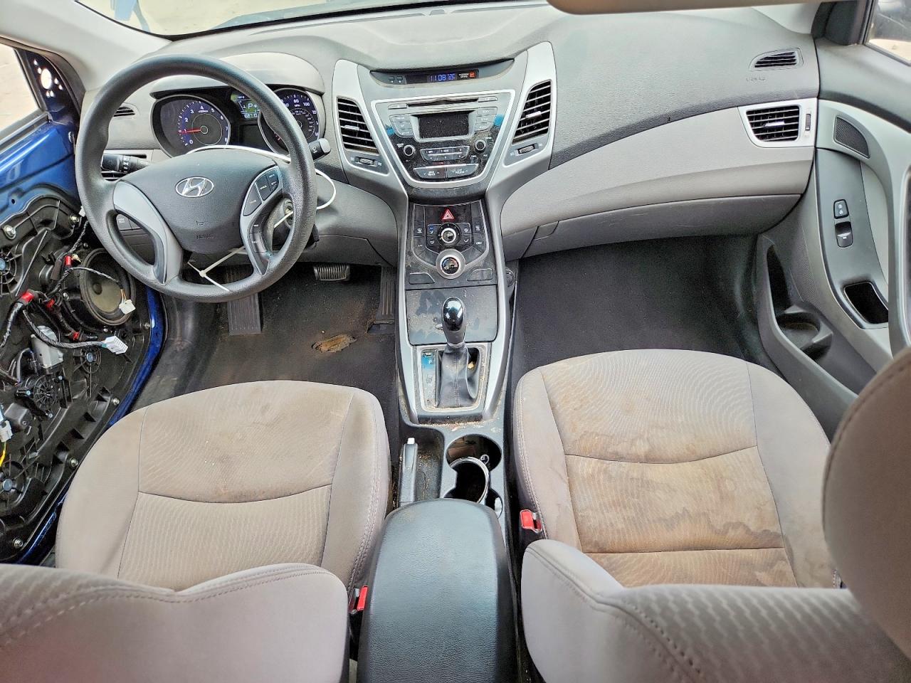 Hyundai ELANTRA Se