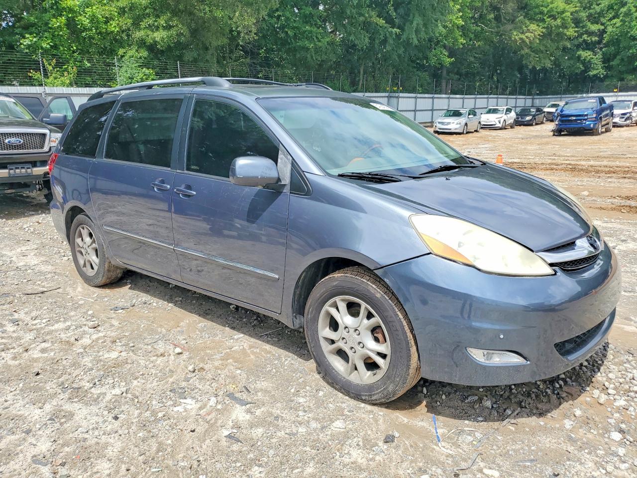 Toyota Sienna Xle Limited 7 Passenger