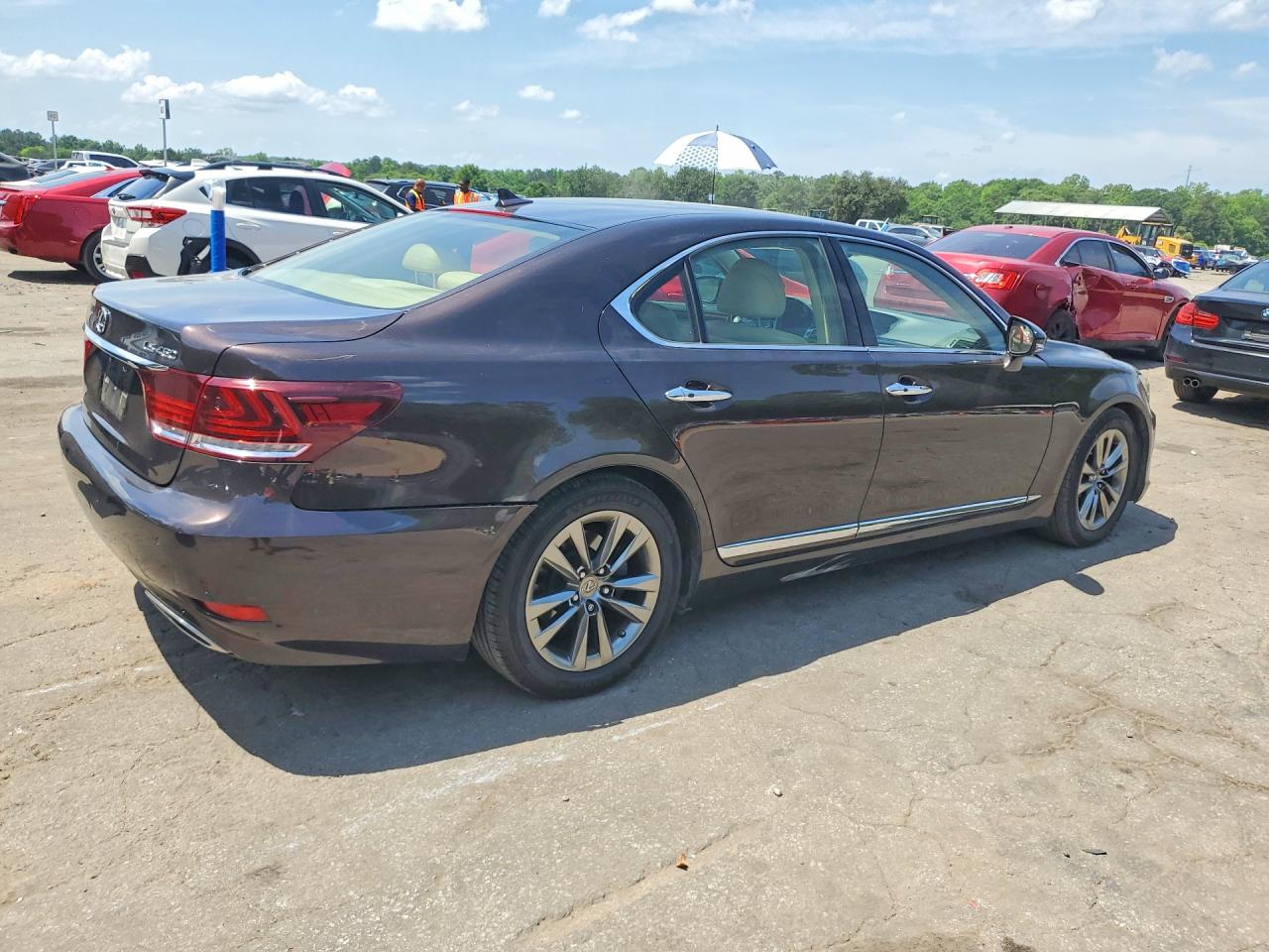 Lexus LS 460