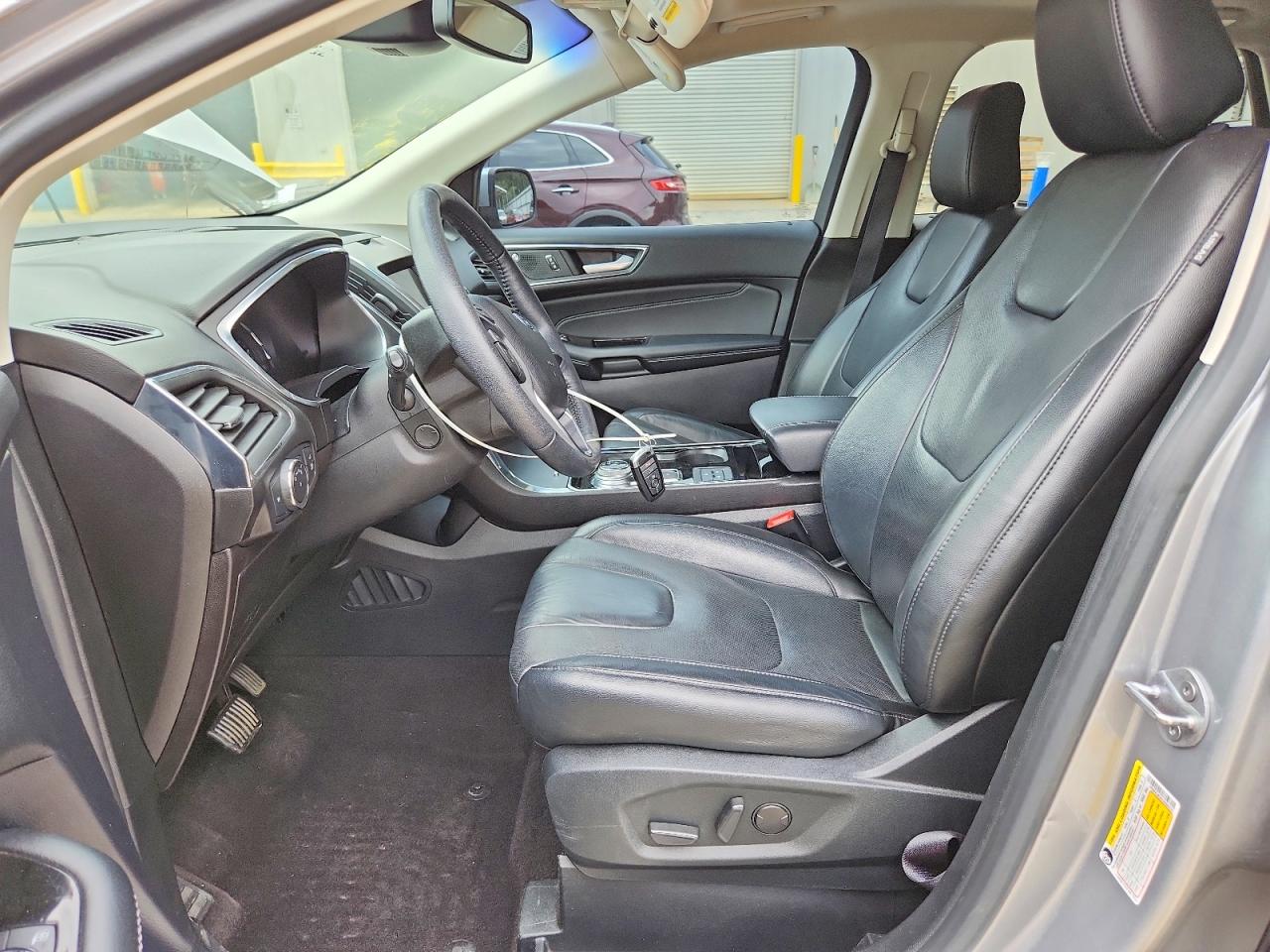 Ford Edge Titanium
