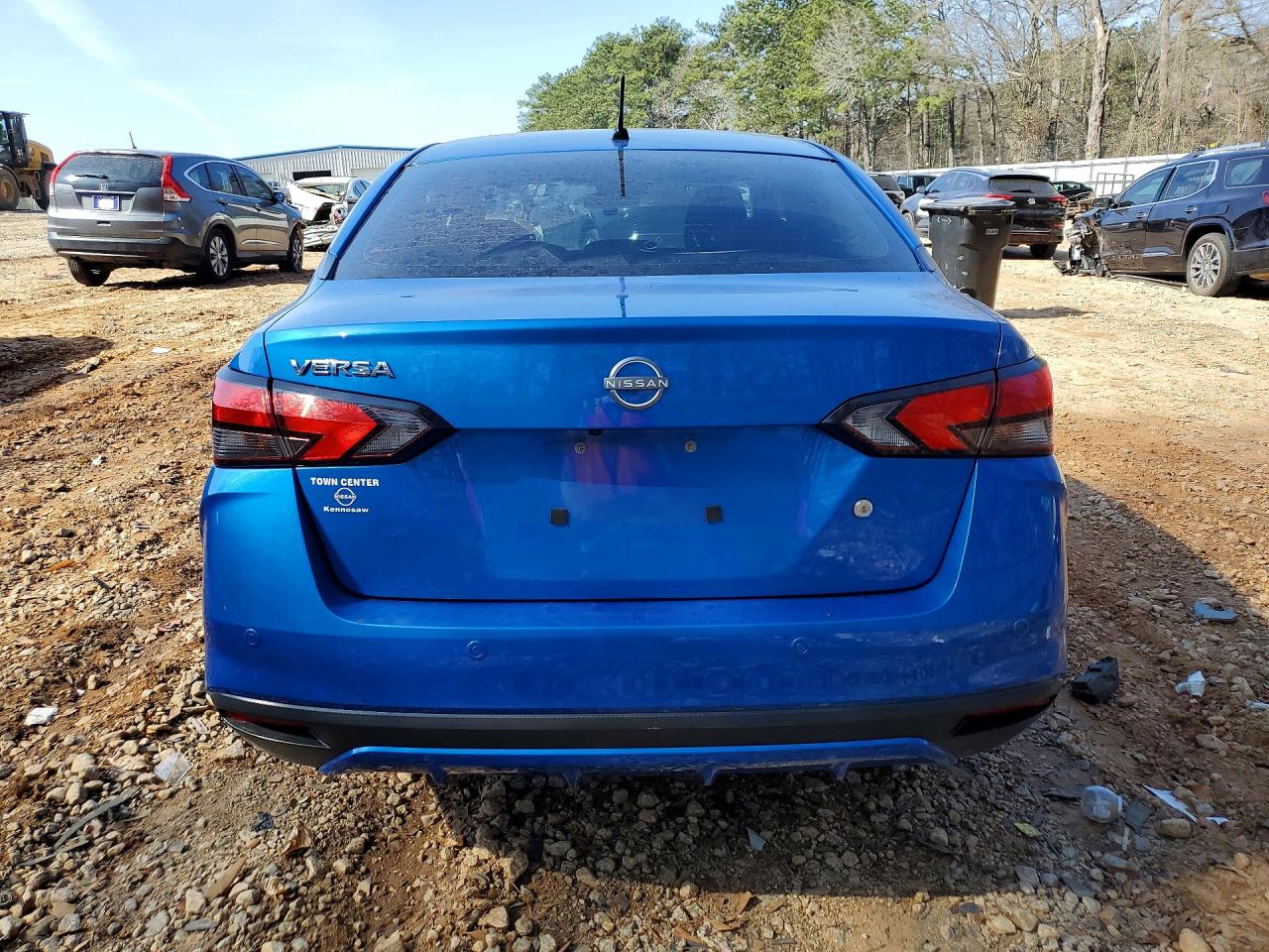 Nissan Versa S