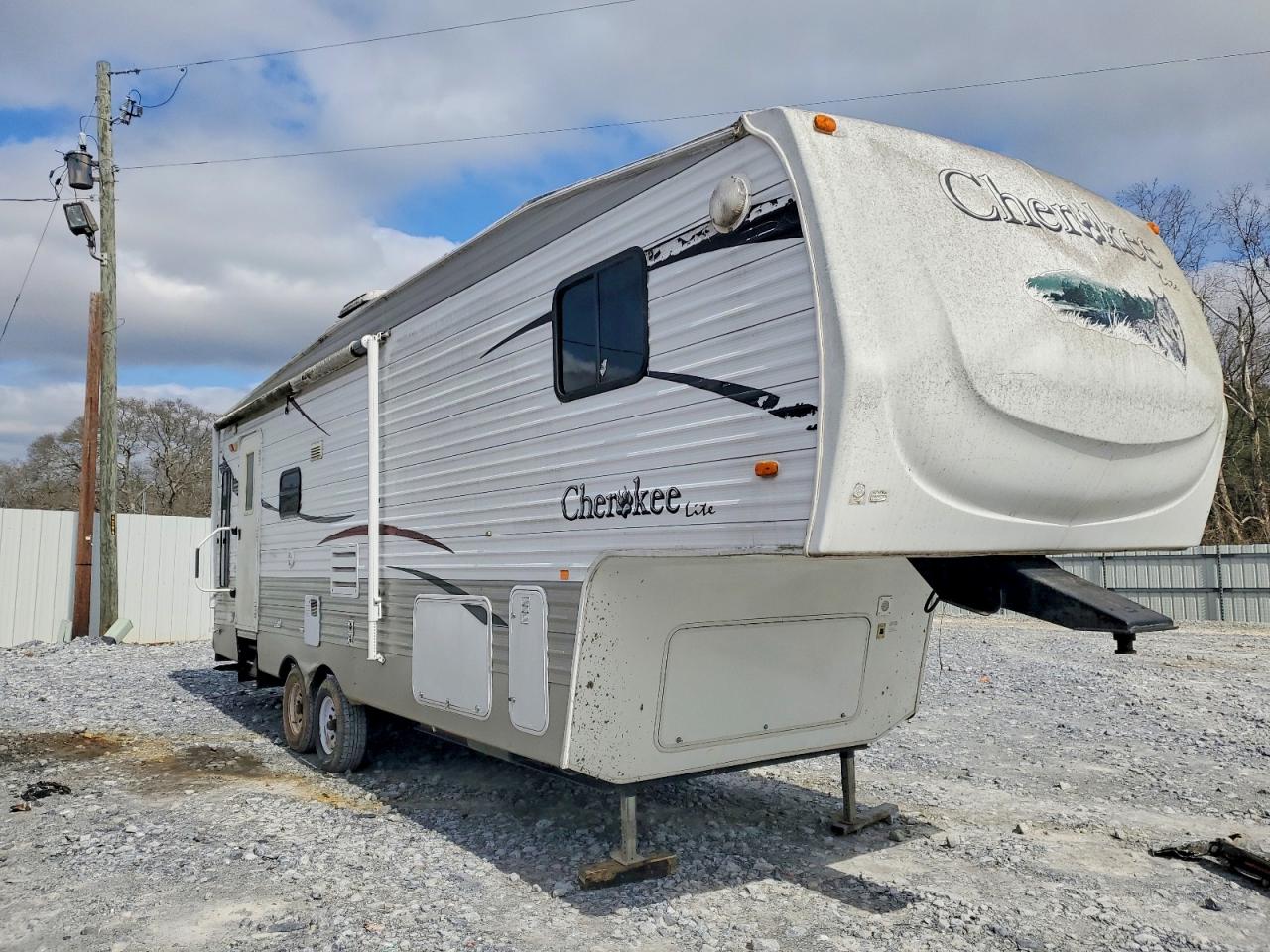 Salvage Cherokee Products Trailers Image