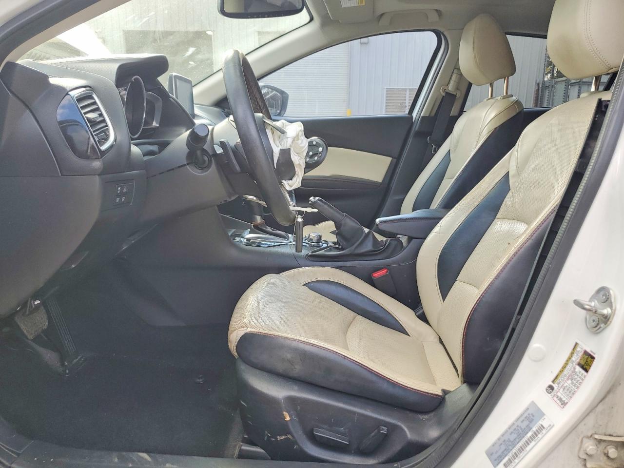Mazda 3 Grand Touring
