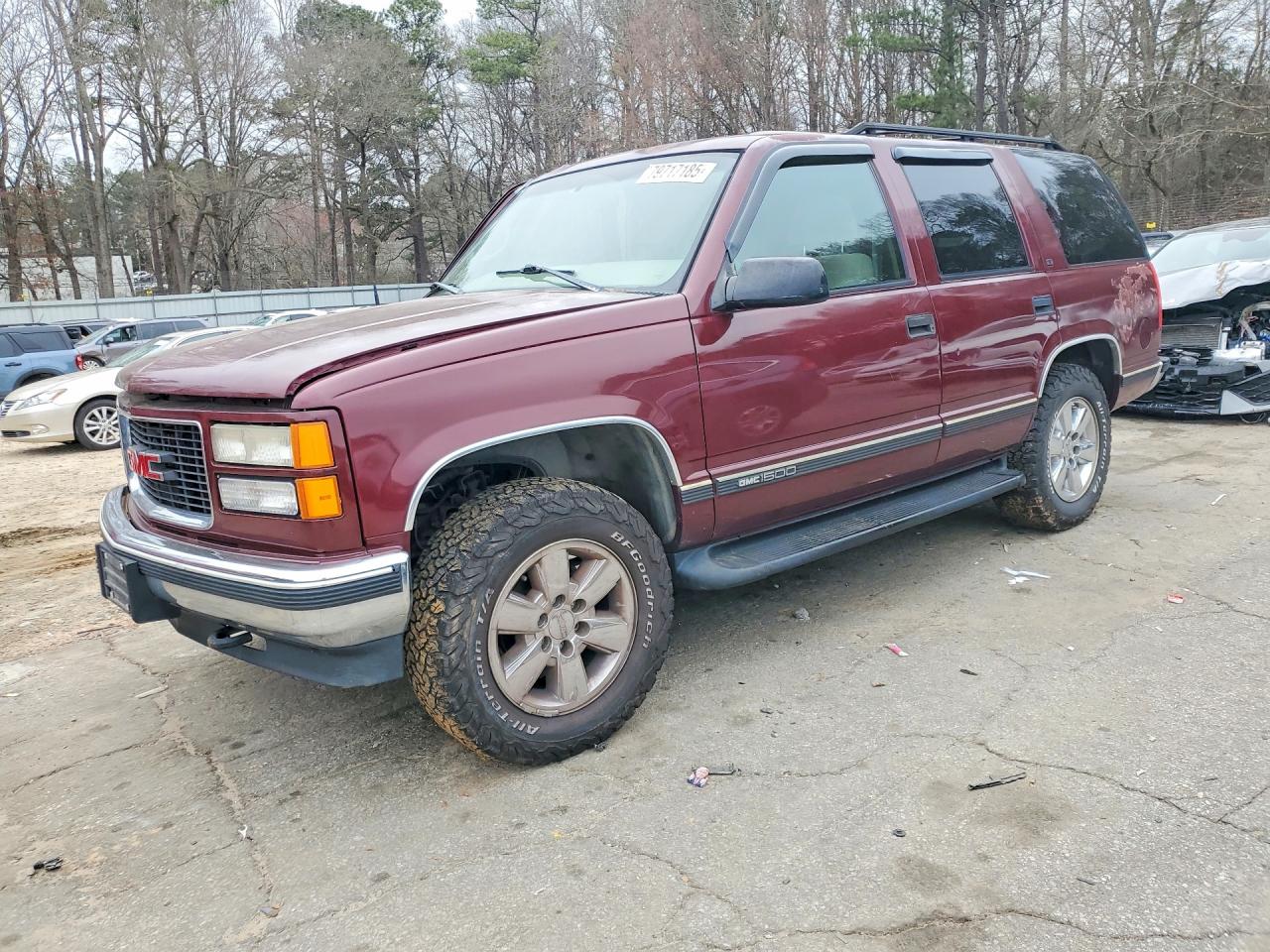 Salvage GMC Yukon Image