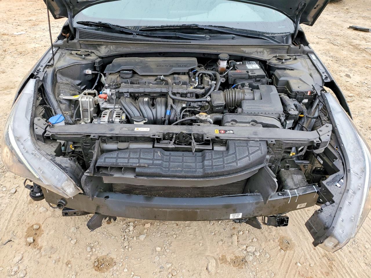 Hyundai ELANTRA Sel