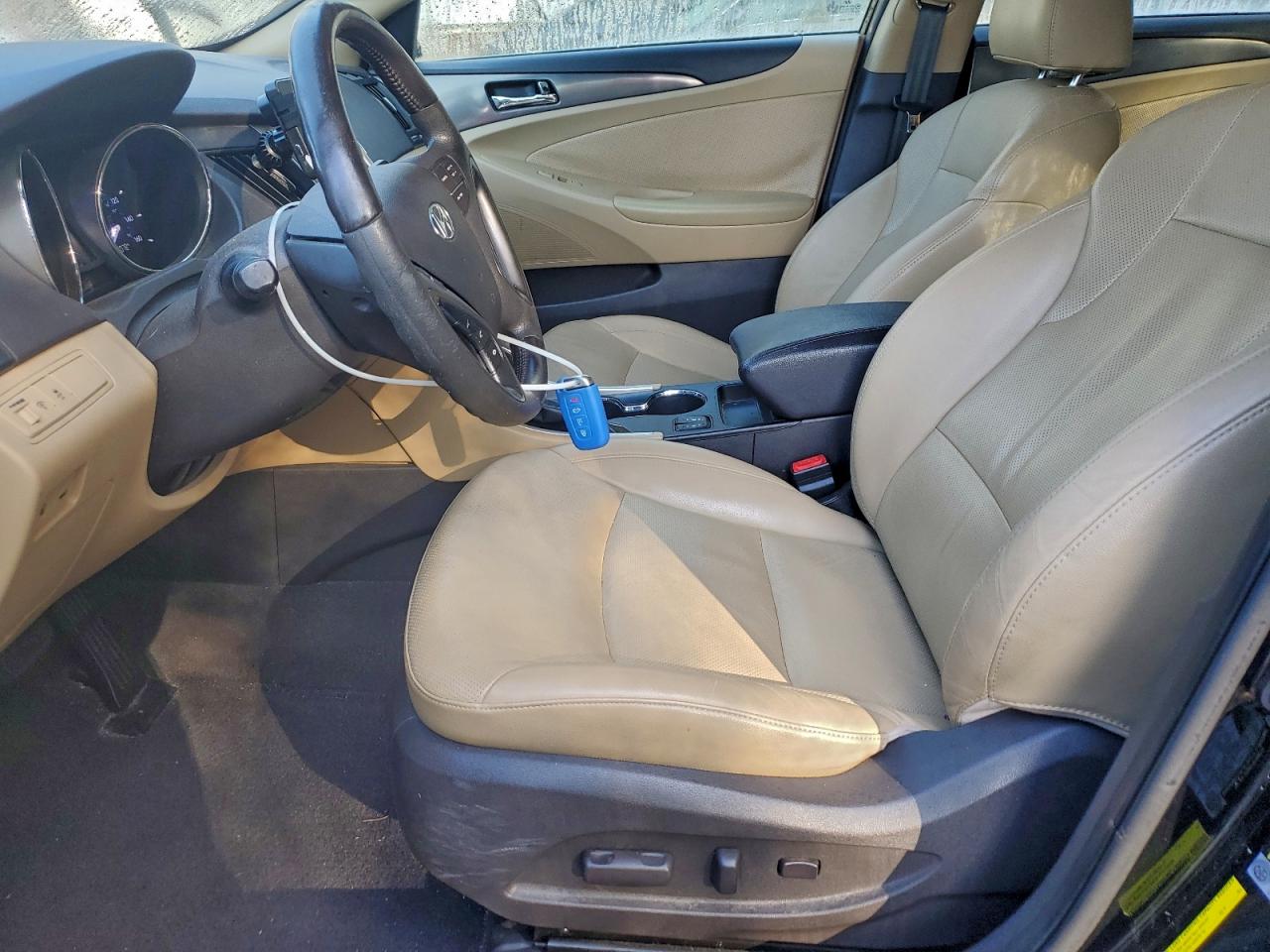 Hyundai SONATA Hybrid