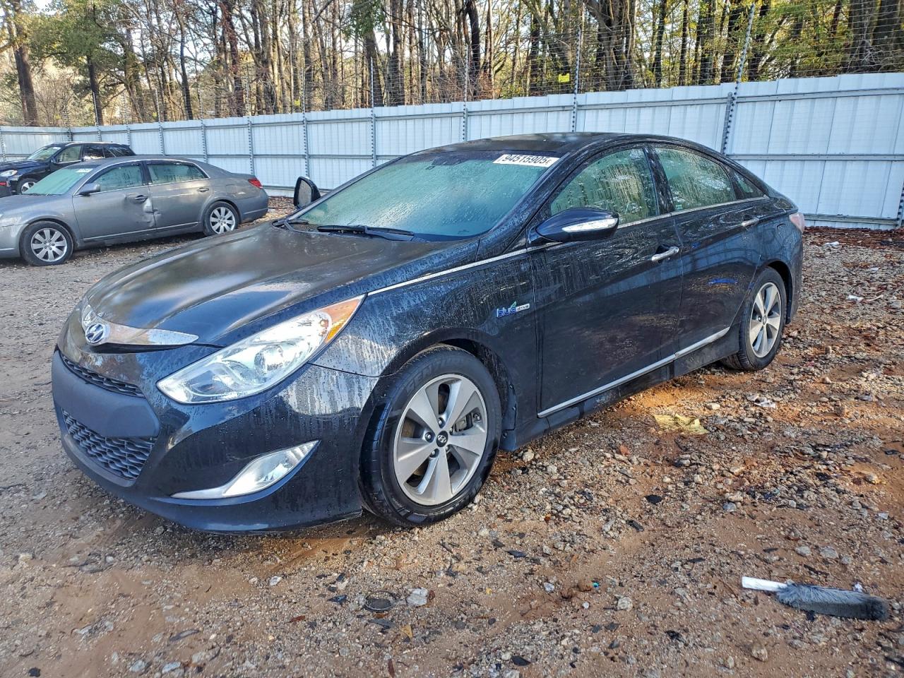 Salvage Hyundai SONATA Image