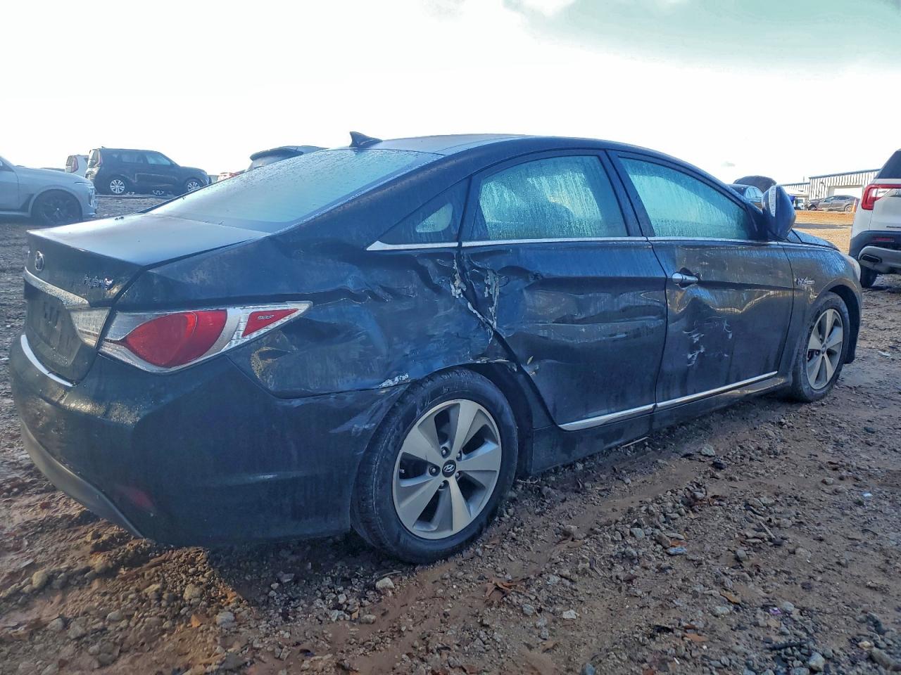 Hyundai SONATA Hybrid