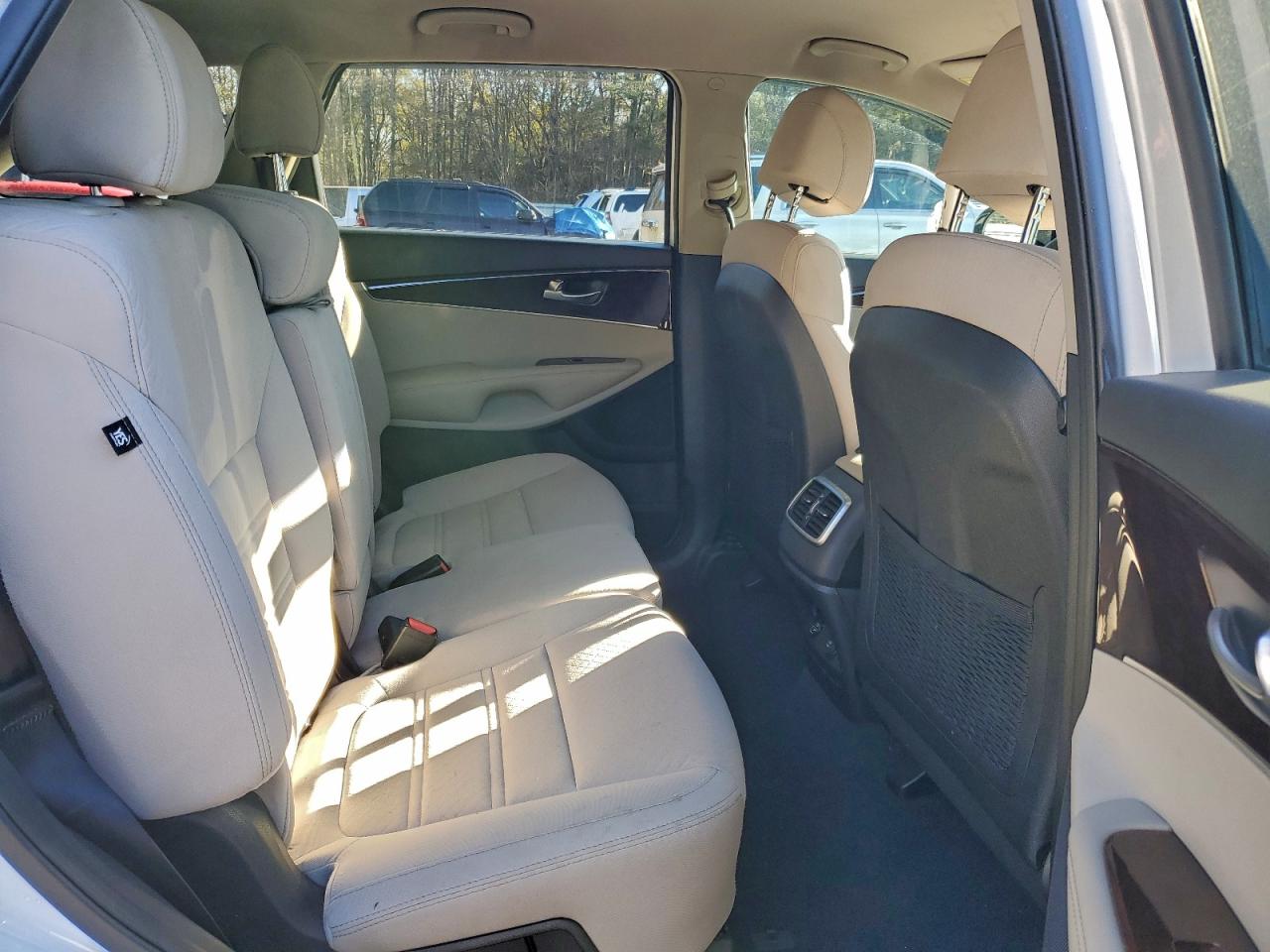 Kia Sorento Lx V6