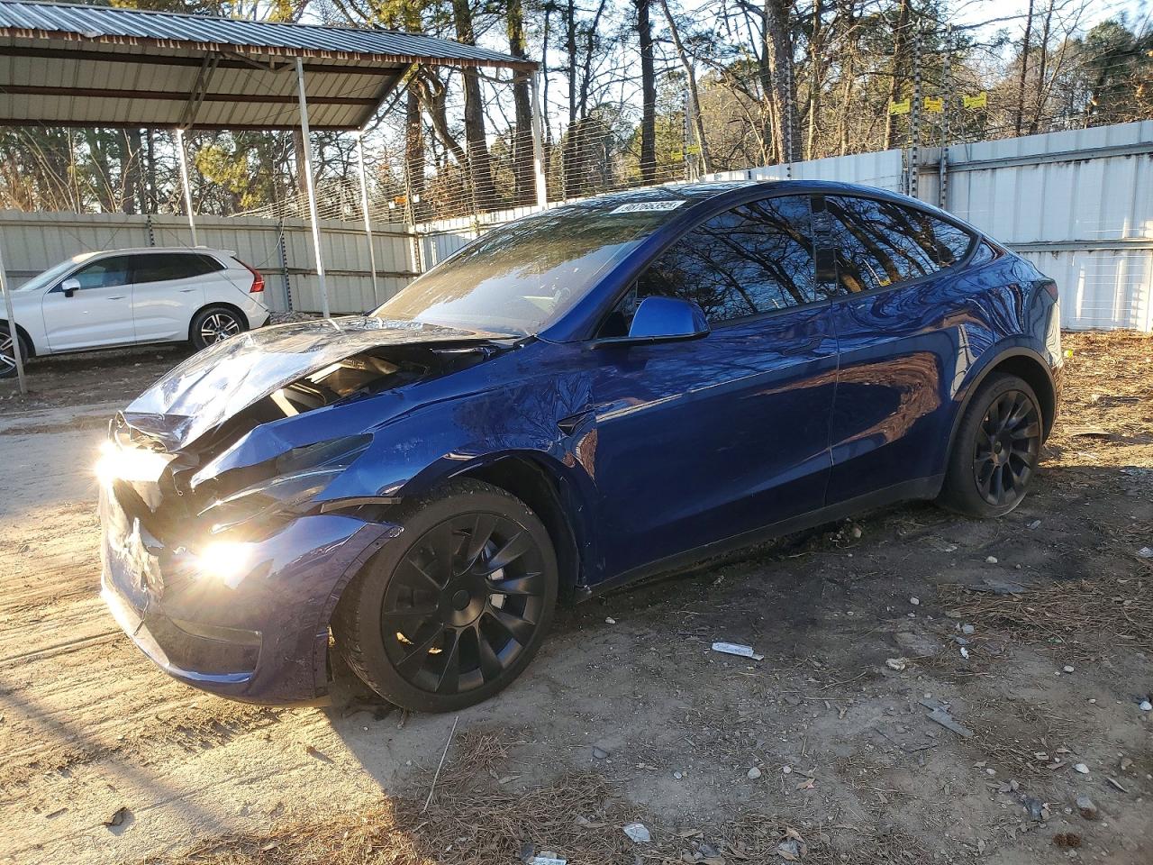 Salvage Tesla Model Y Image