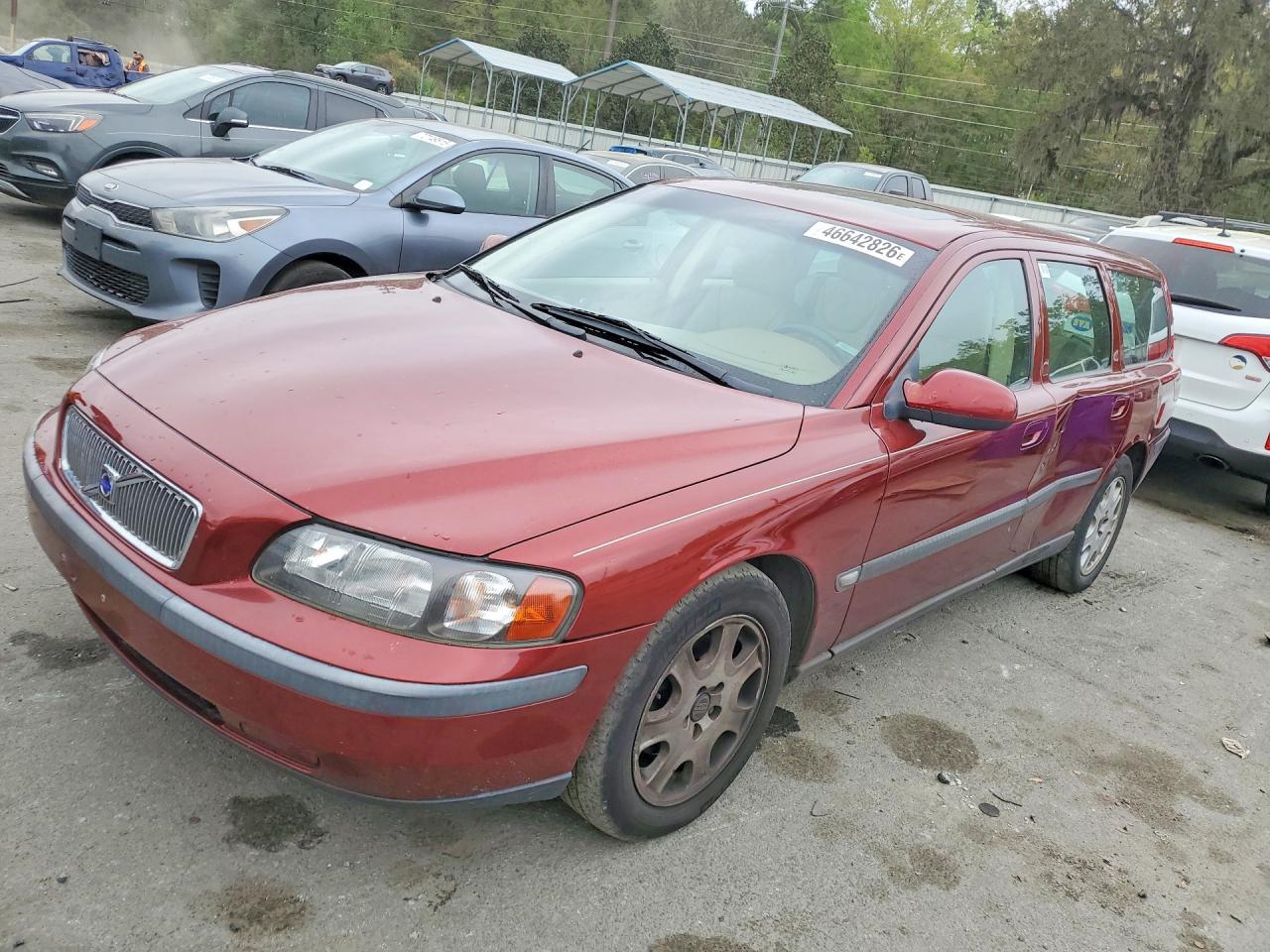 Salvage Volvo V70 Image