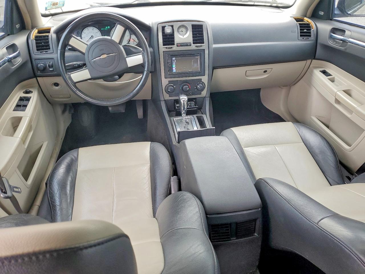 Chrysler 300 Touring