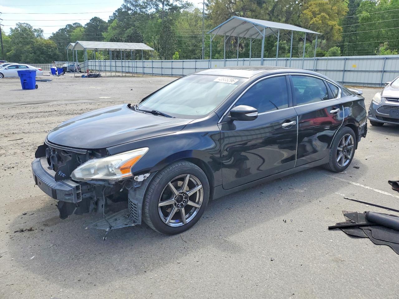 Salvage Nissan Altima Image