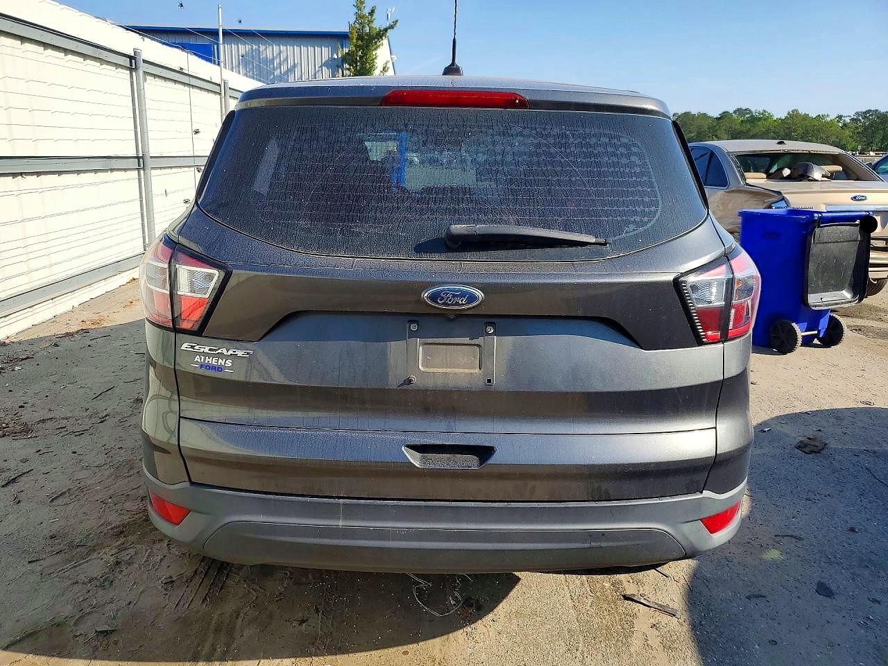 Ford Escape S