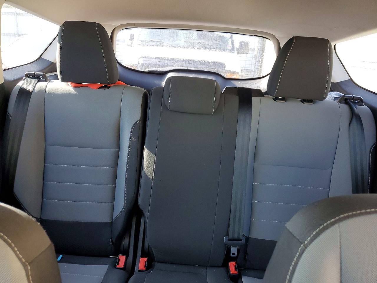 Ford Escape S