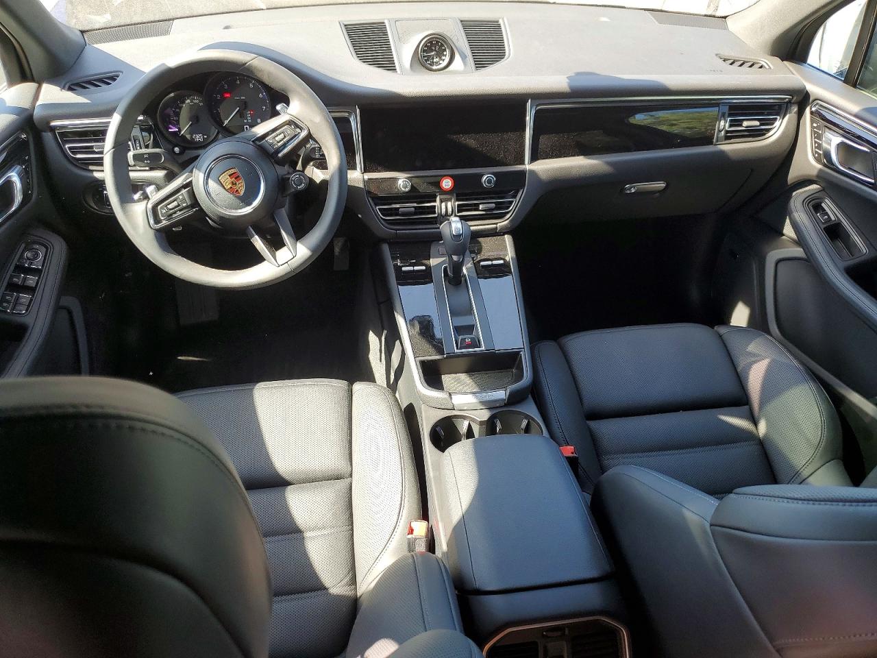 Porsche Macan Base Base