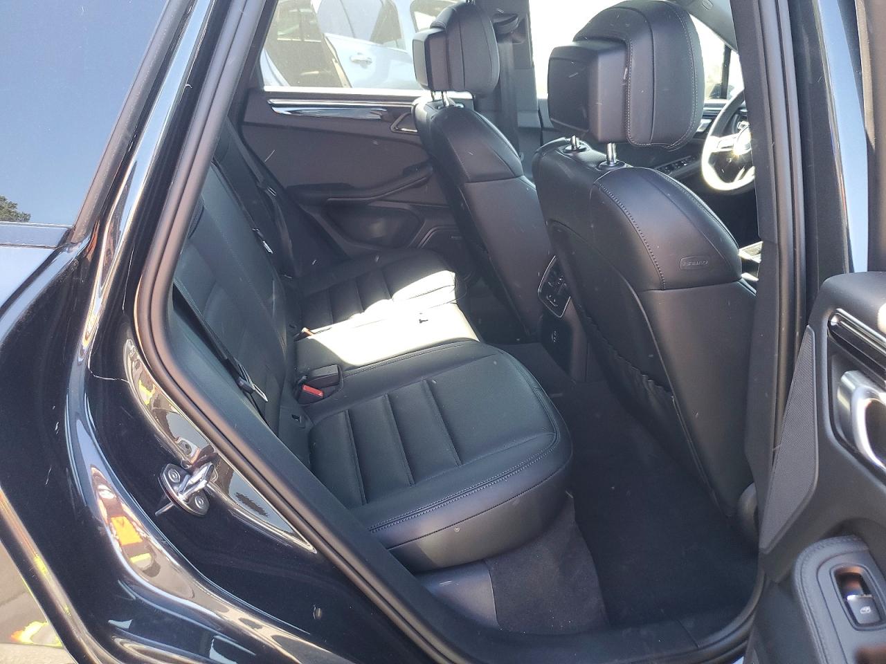Porsche Macan Base Base