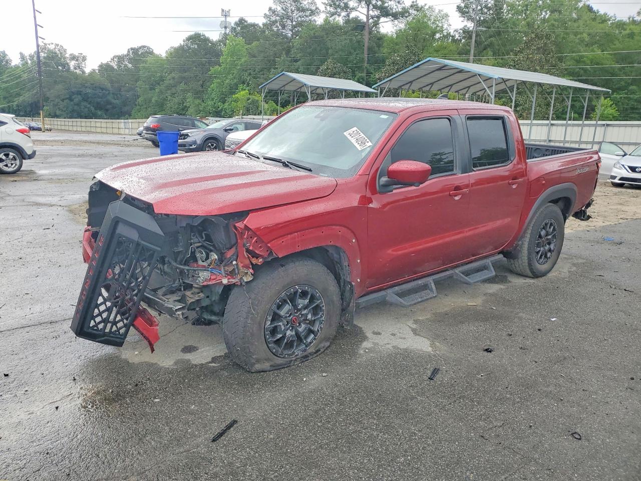 Salvage Nissan Frontier Image