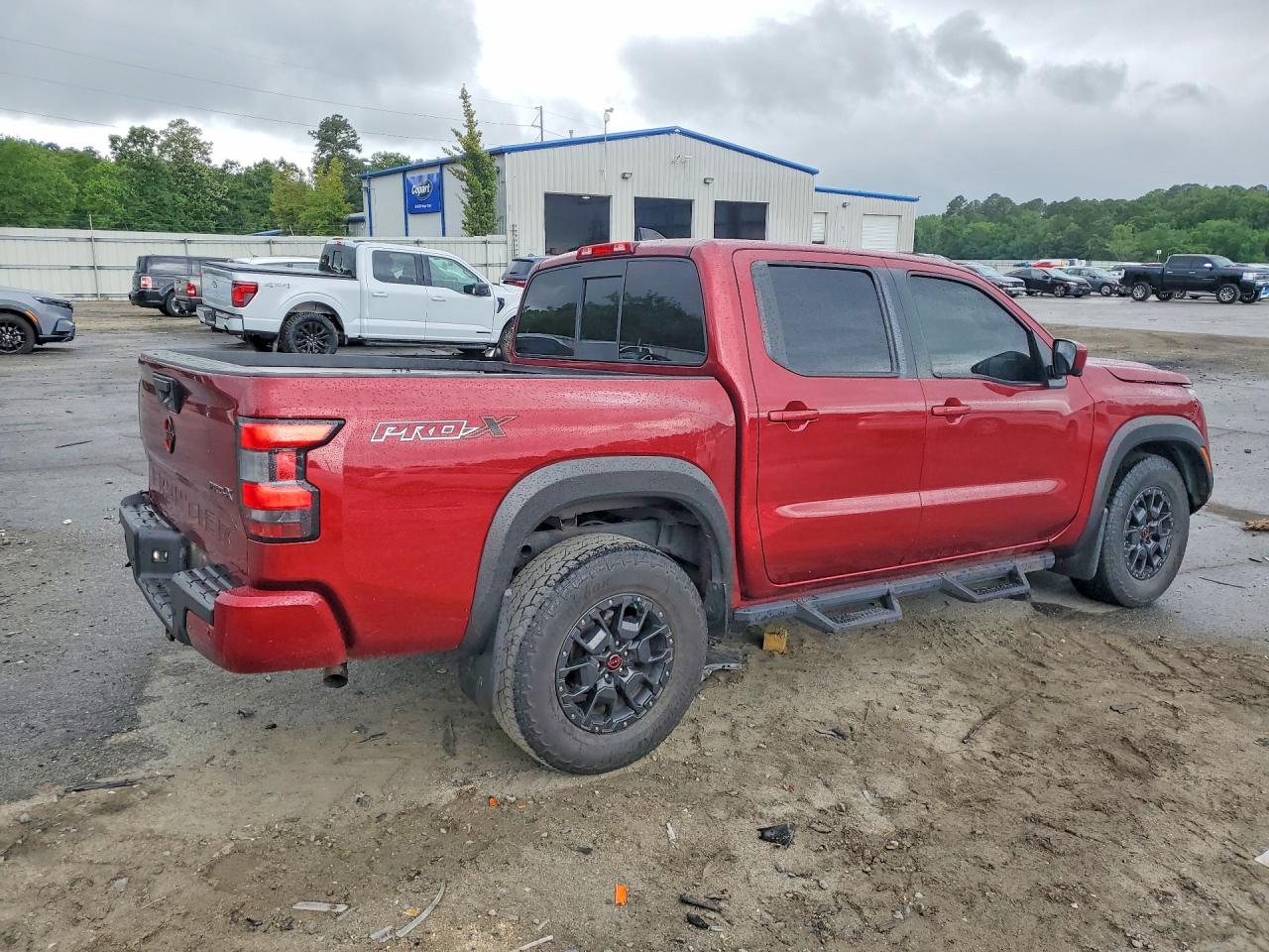 Nissan Frontier Pro-x