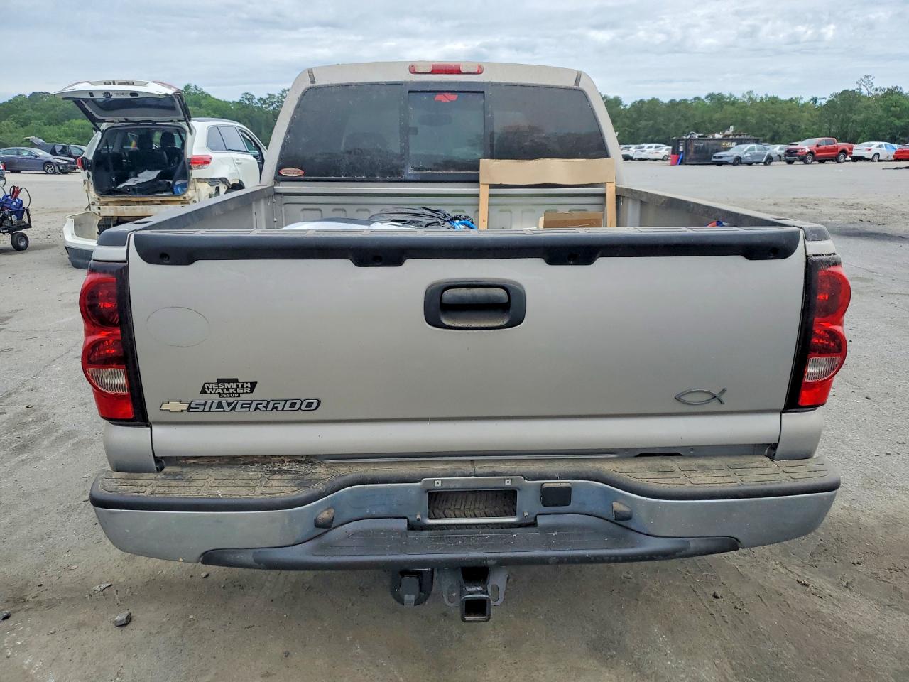 Chevrolet Silverado C1500