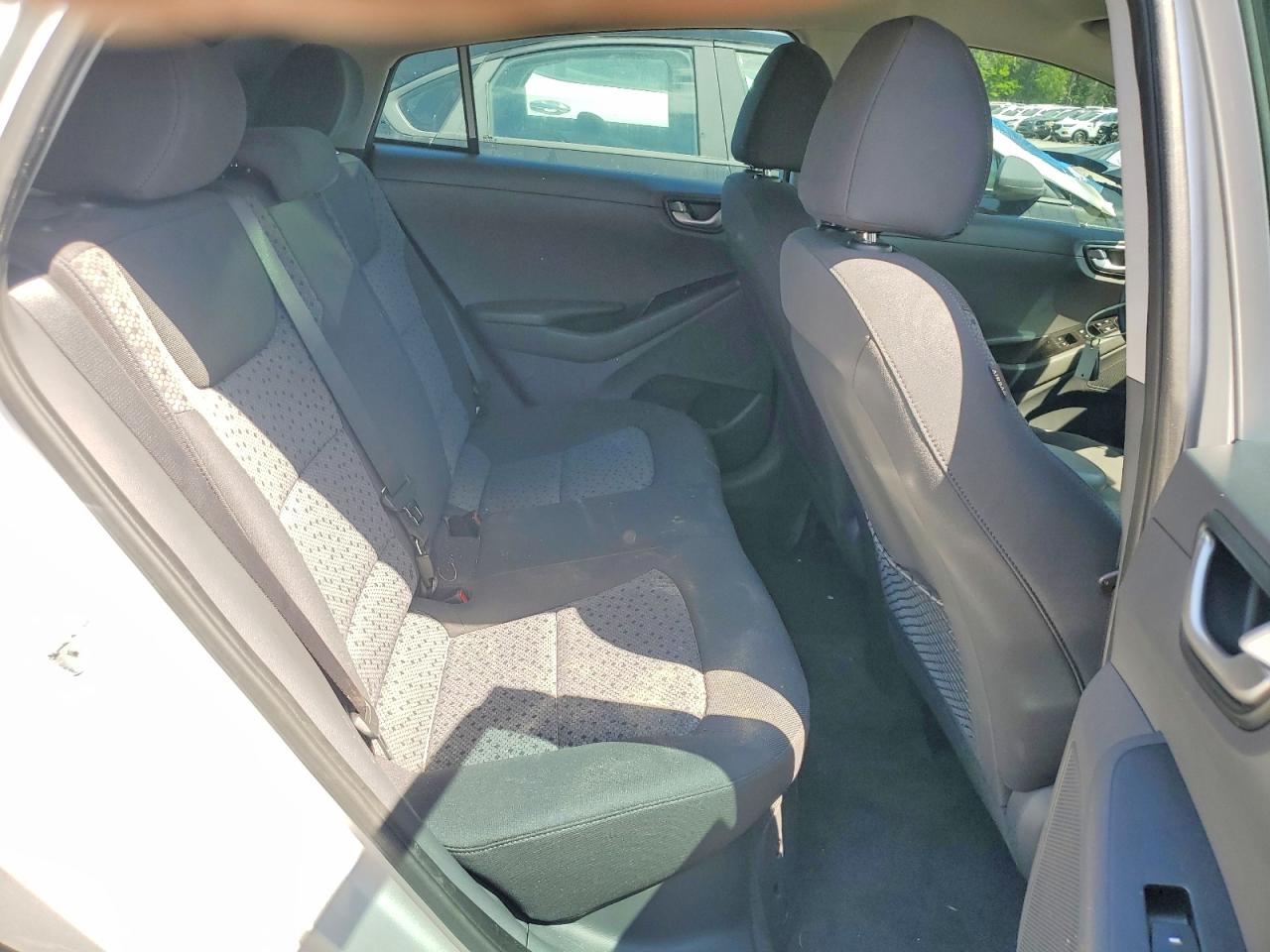 Hyundai Ioniq Blue