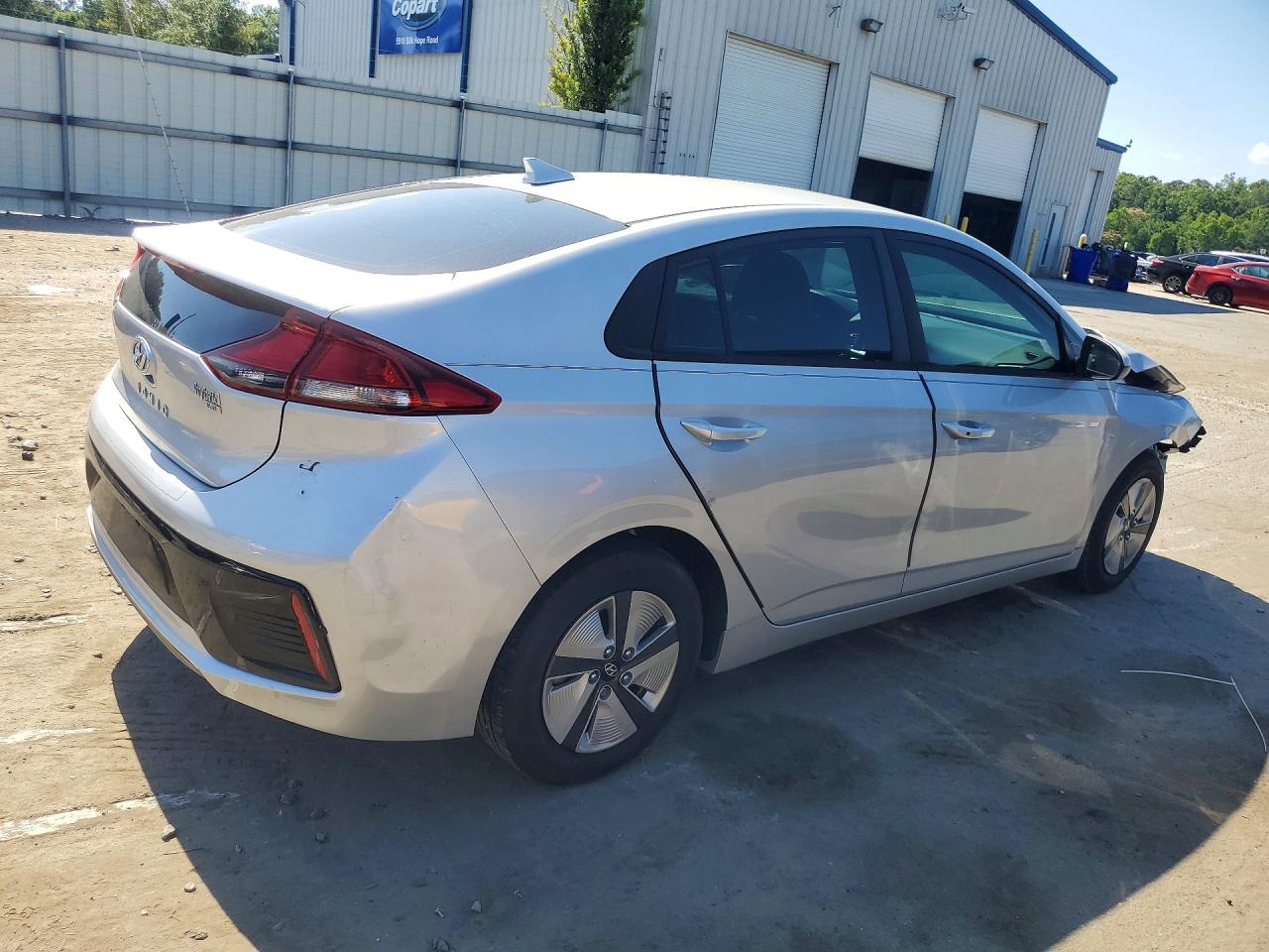 Hyundai Ioniq Blue