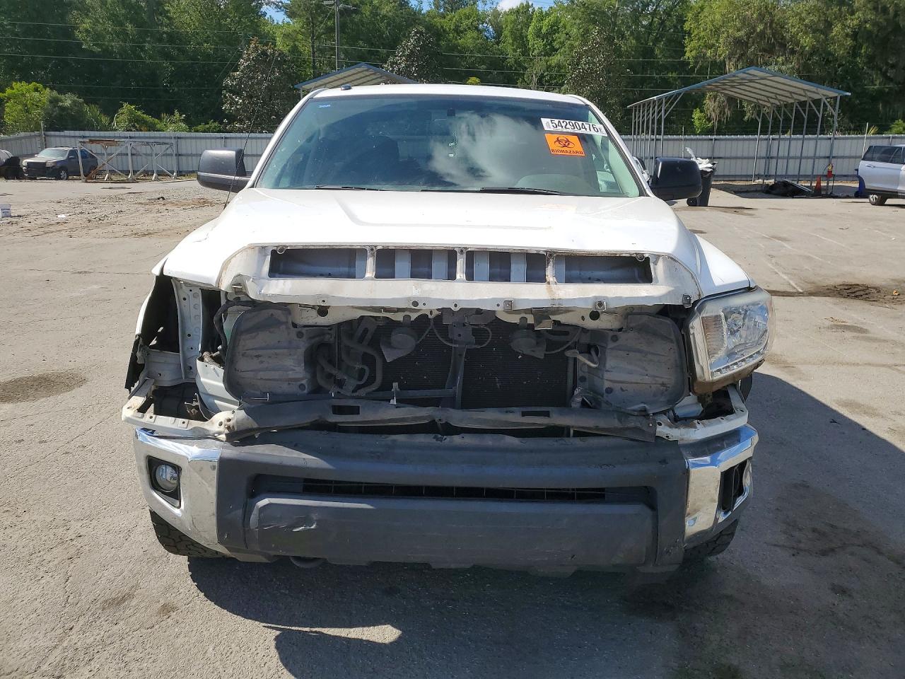 Toyota Tundra Crewmax Sr5