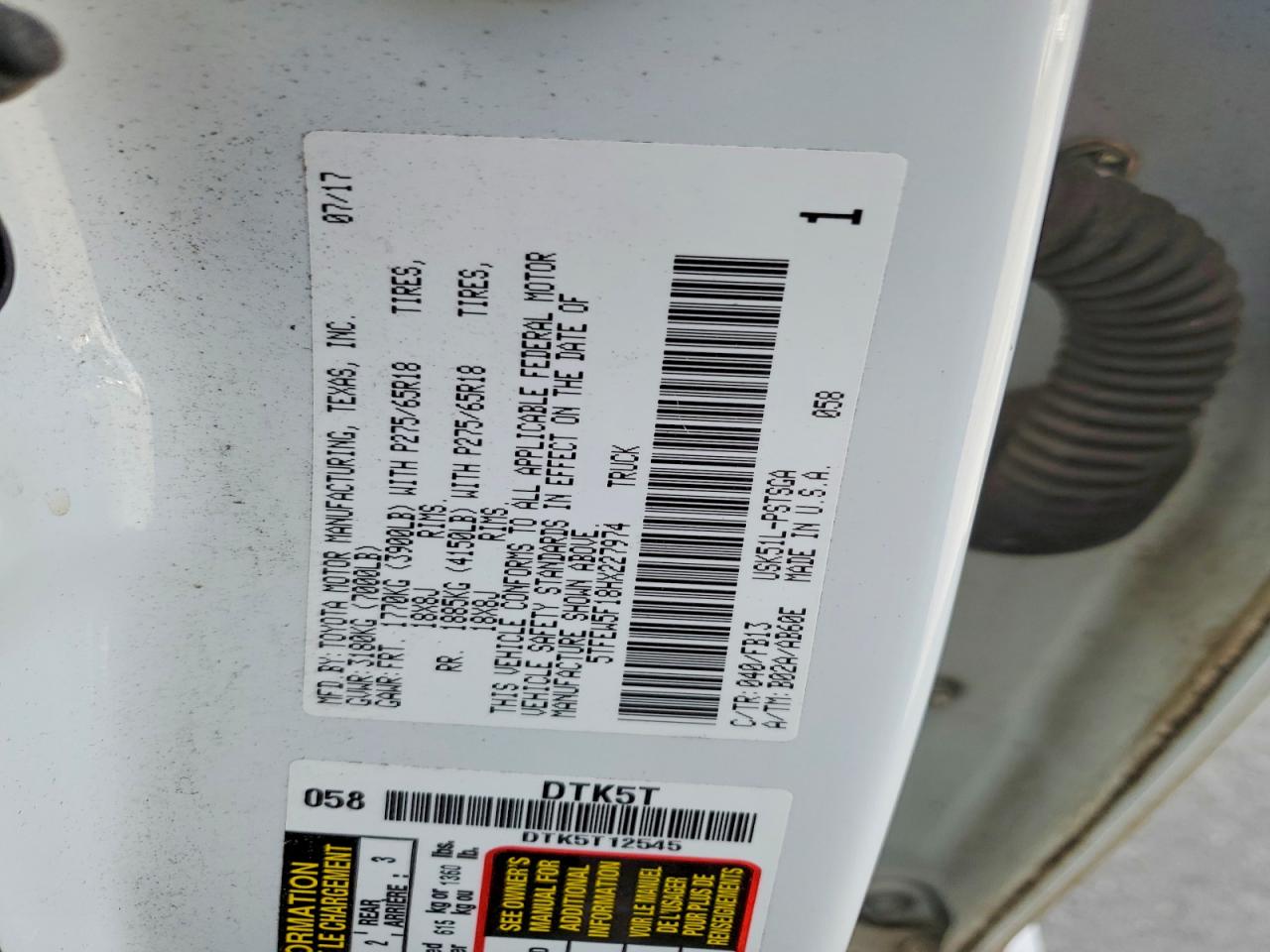 Toyota Tundra Crewmax Sr5