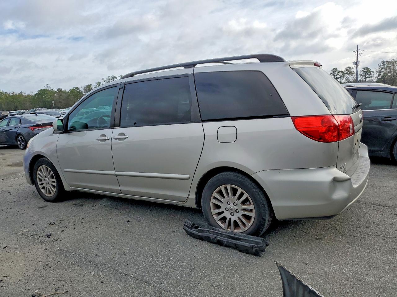 Toyota Sienna Xle
