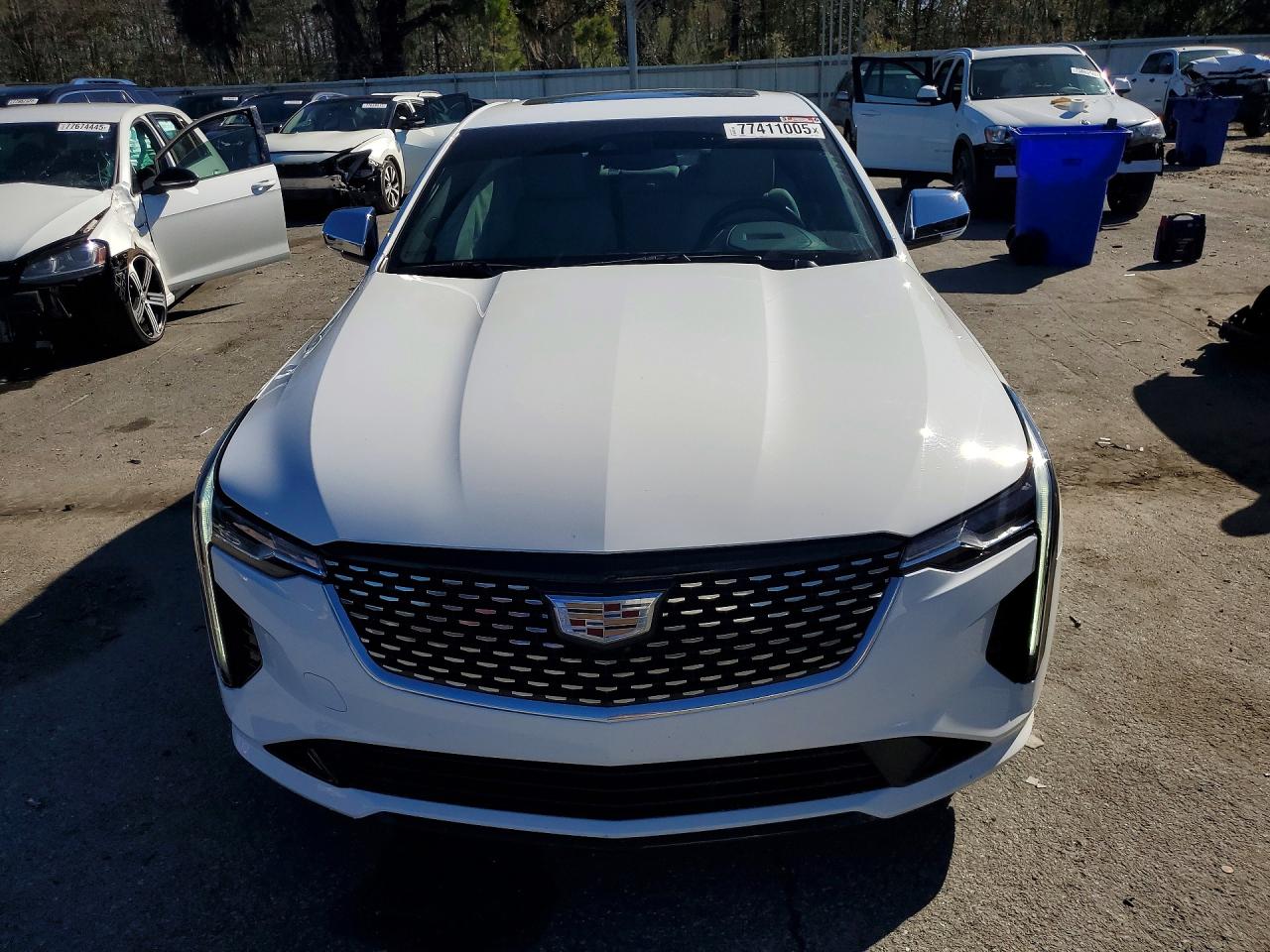 Cadillac CT4 Luxury +