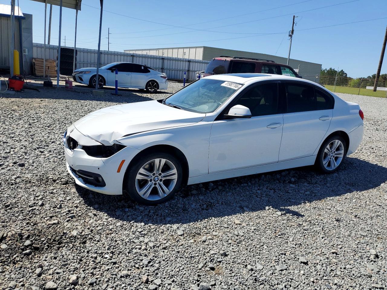 Salvage BMW 3 Series Image