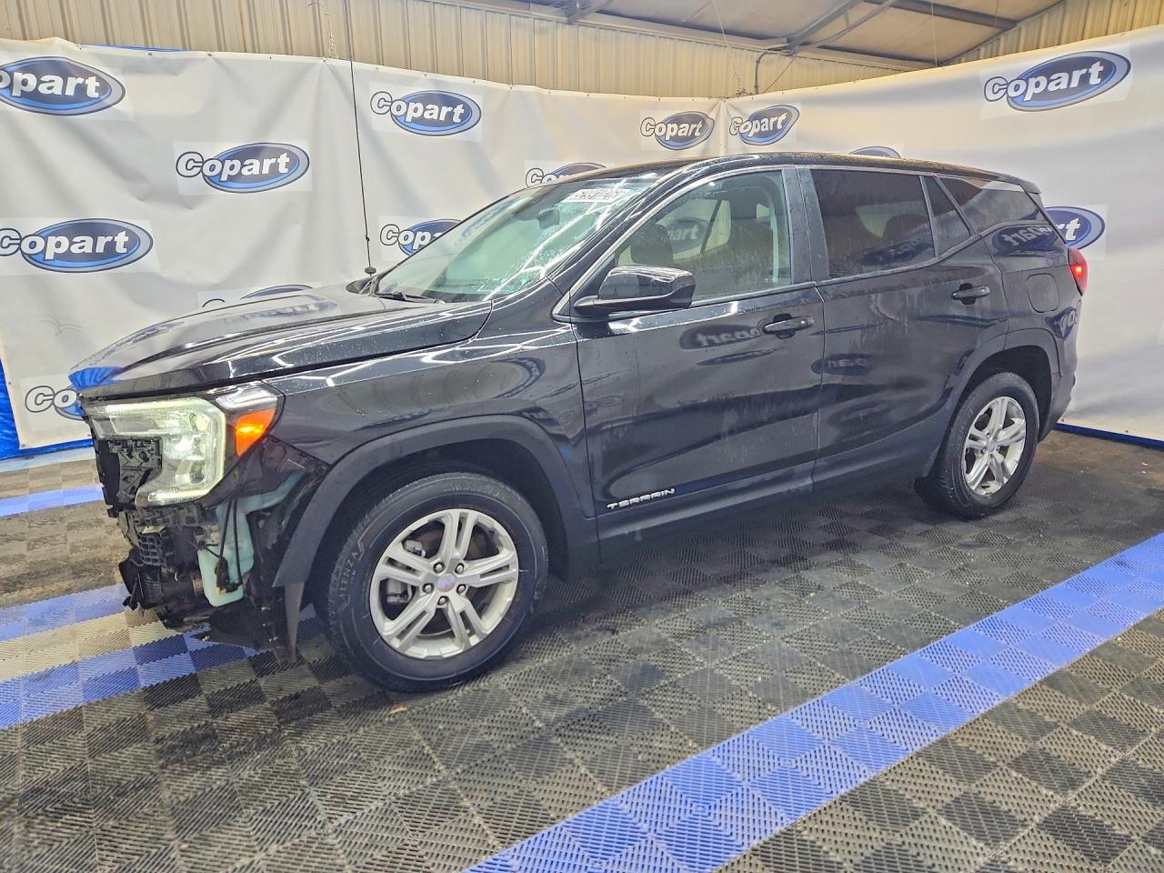 Salvage GMC Terrain Image