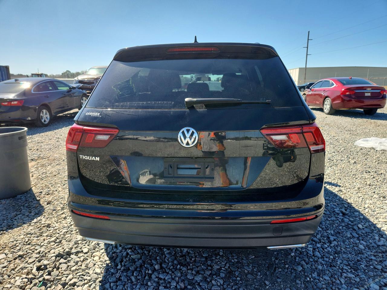 Volkswagen Tiguan S