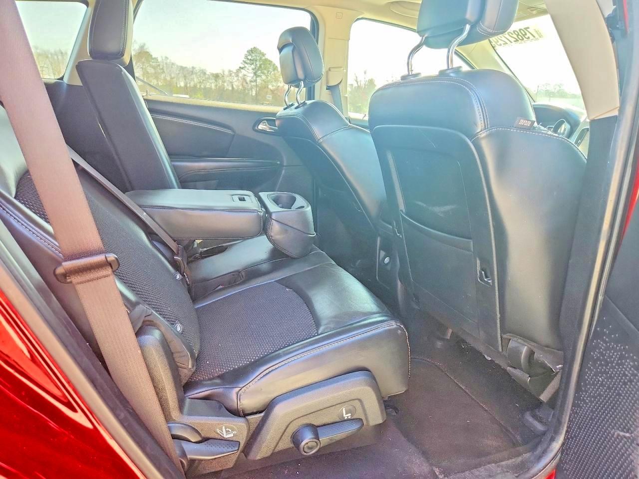 Dodge Journey Crossroad