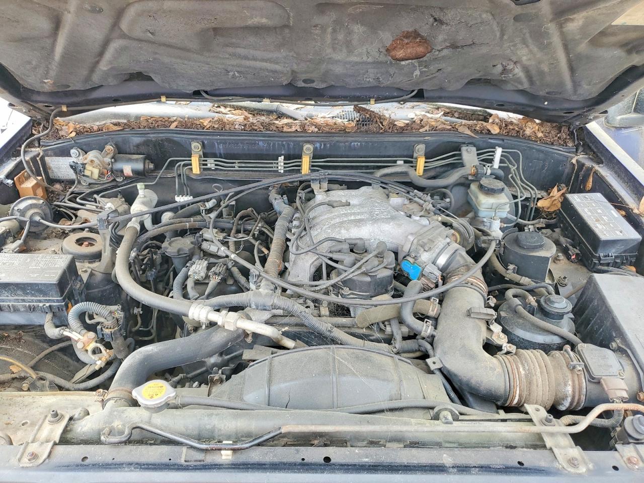 Nissan Pathfinder Xe