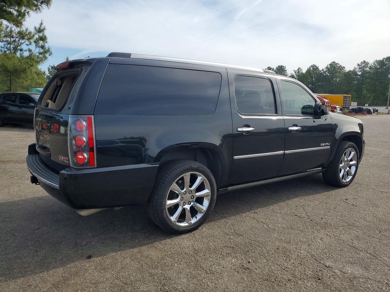 GMC Yukon Denali