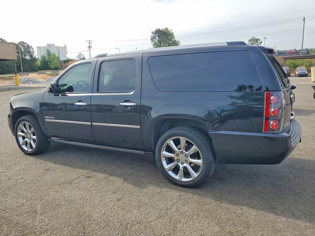GMC Yukon Denali