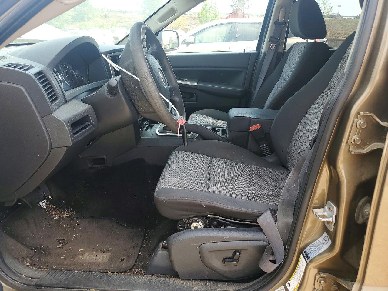 Jeep Grand Cherokee Laredo