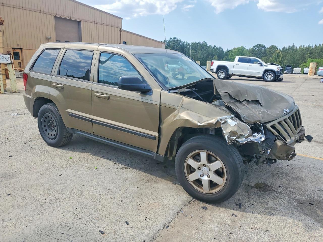 Jeep Grand Cherokee Laredo