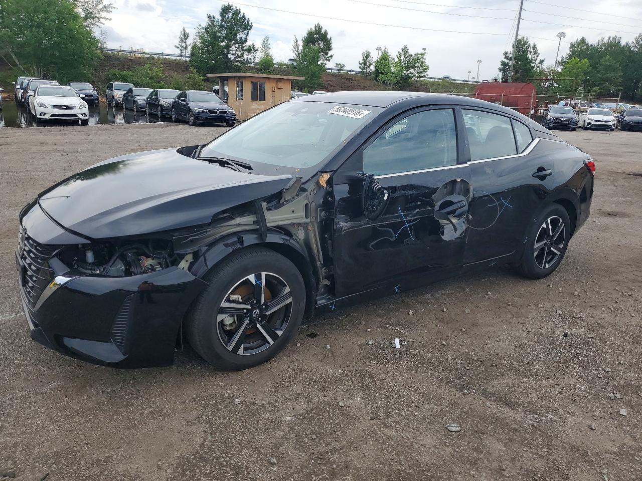 Salvage Nissan Sentra Image