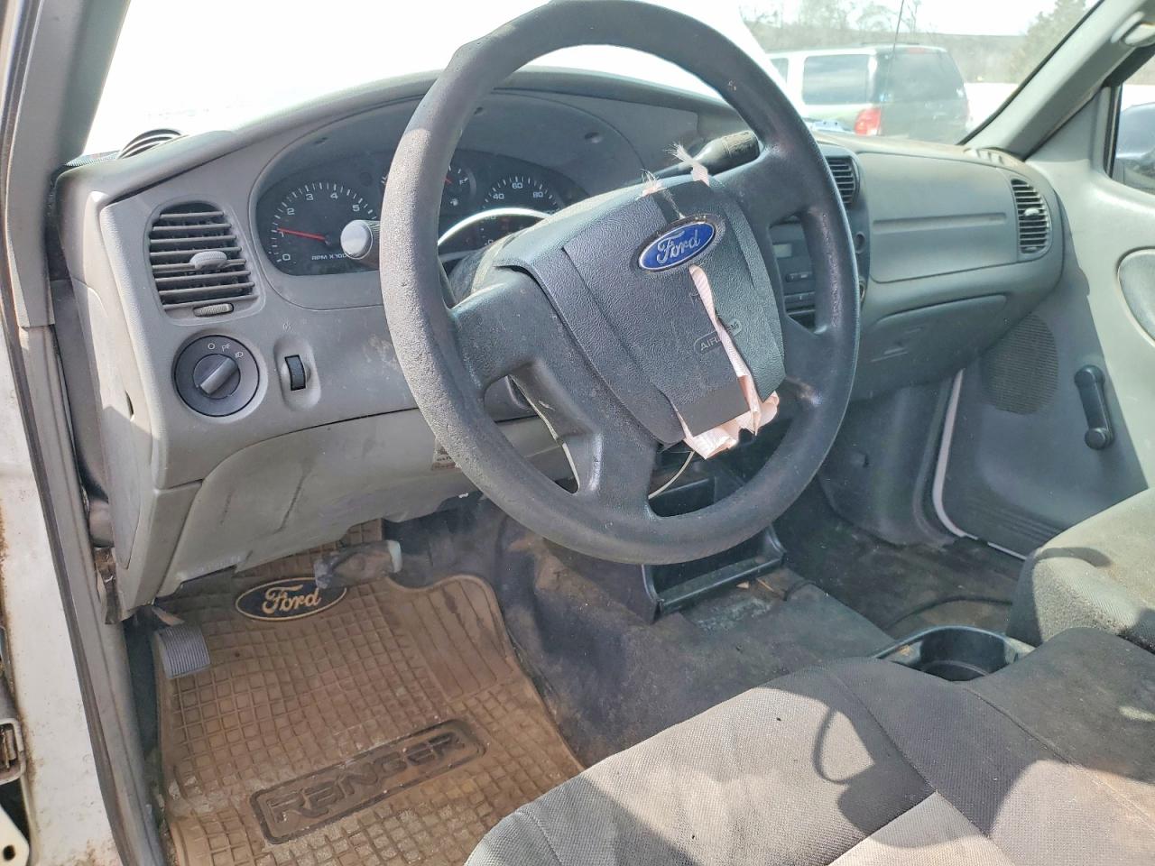 Ford Ranger Super Cab